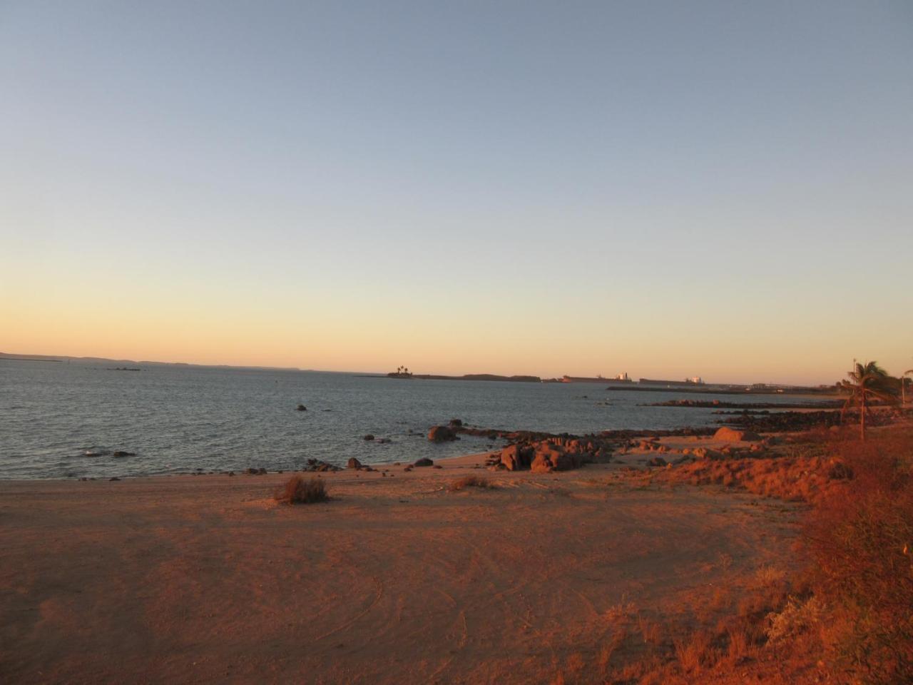 Dampier Mermaid Hotel Karratha Esterno foto