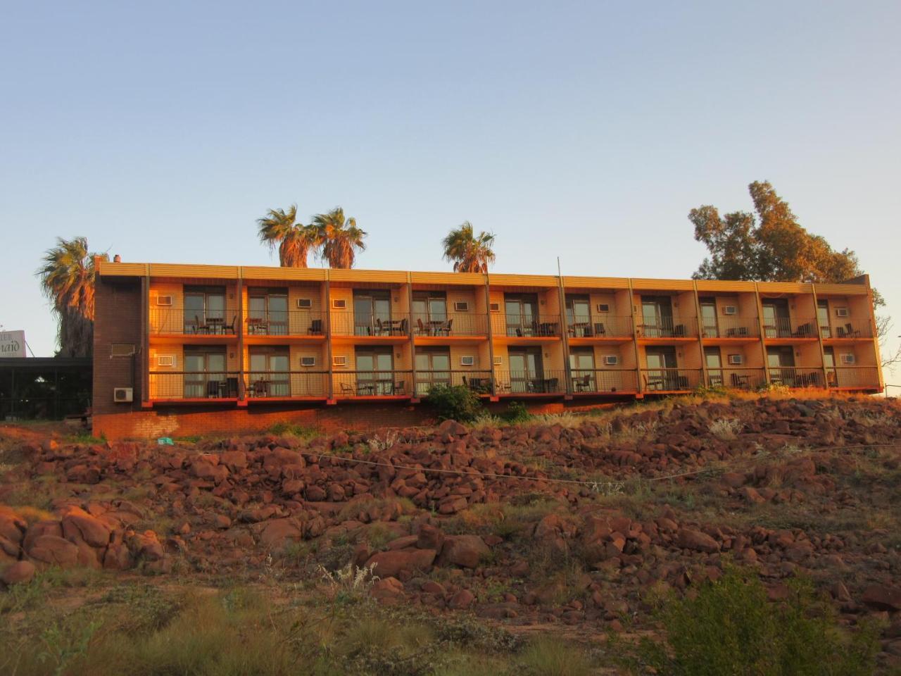 Dampier Mermaid Hotel Karratha Esterno foto